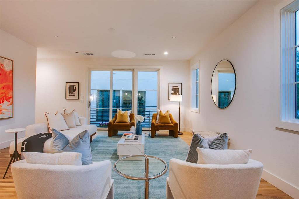 Lakeside - Residential