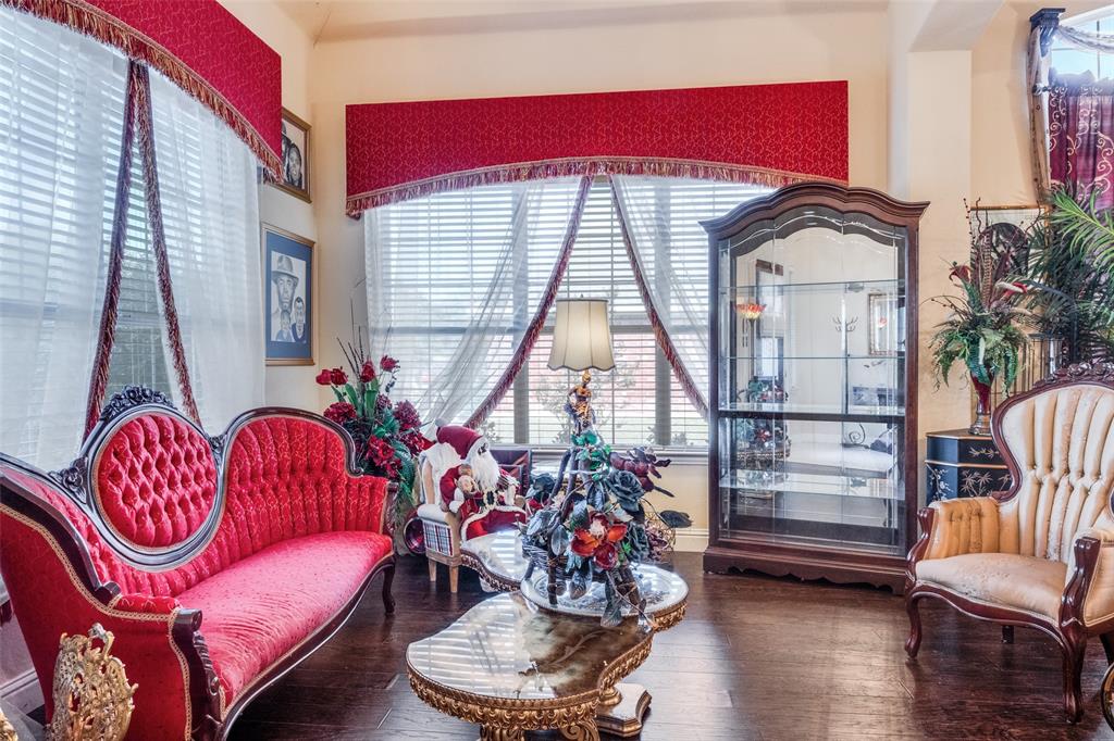 Emerald Lake - Residential