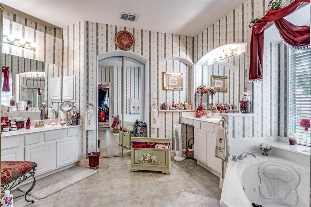 Emerald Lake - Residential