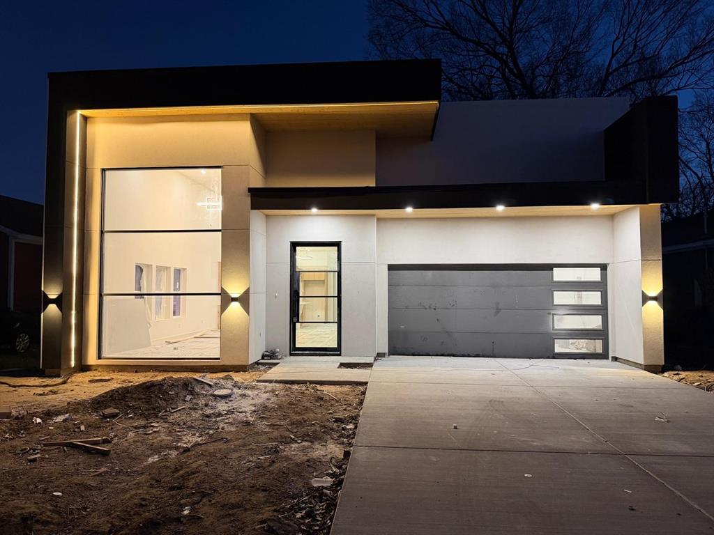 Central Ave - Residential