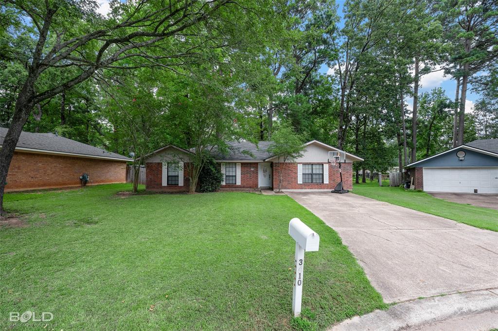 3410 Woodvine Circle