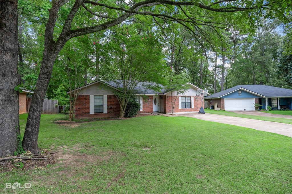 3410 Woodvine Circle