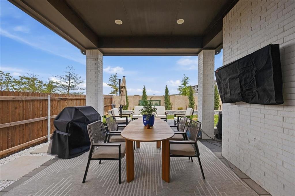 Tavolo Park - Residential