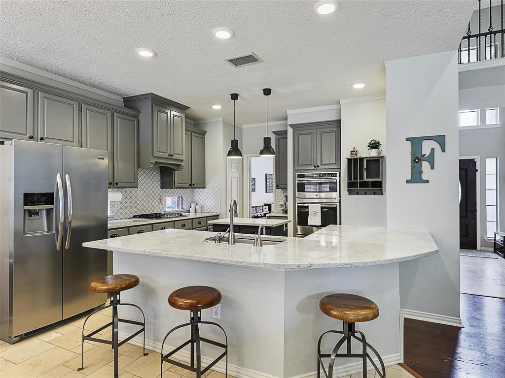611 Falling Leaf Drive