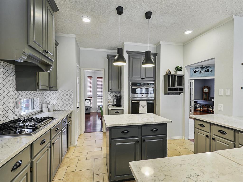611 Falling Leaf Drive