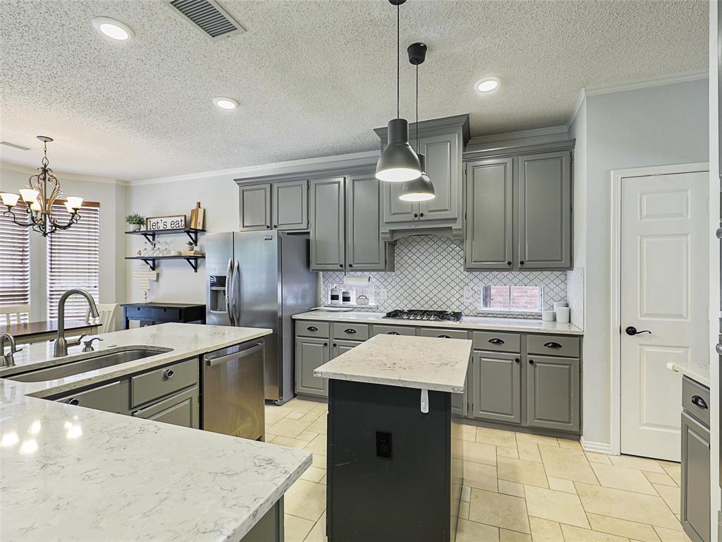 611 Falling Leaf Drive