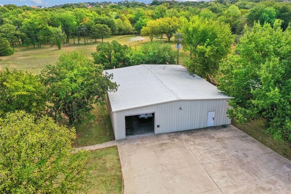 1570 KAREN DR, ARGYLE, TX 76226 - Image dcd1ce39234332cc4e45fc426699cc41/3187406313