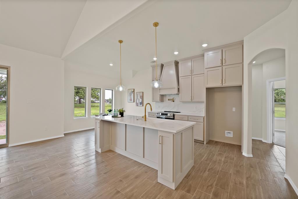 SANTOS ESTATES - Residential