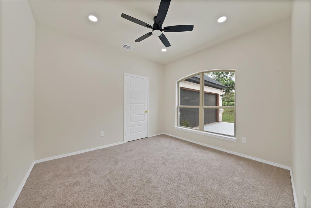 SANTOS ESTATES - Residential