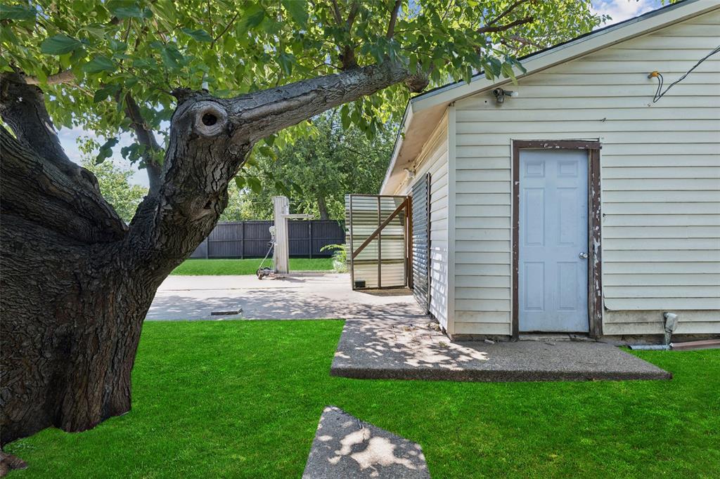 Debonair - Residential