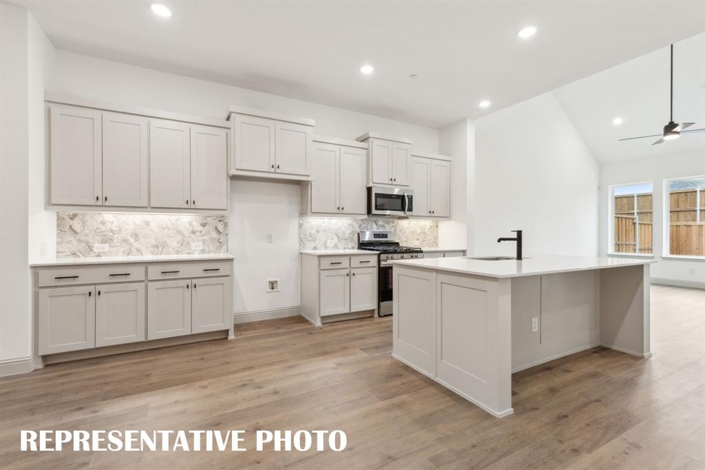 3532 Pierce Lane