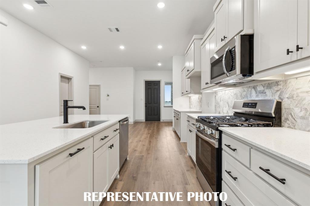 3532 Pierce Lane