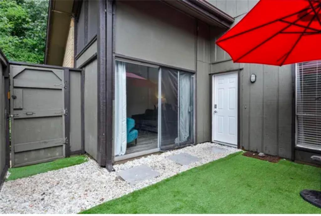 4621 Country Creek Drive 1041