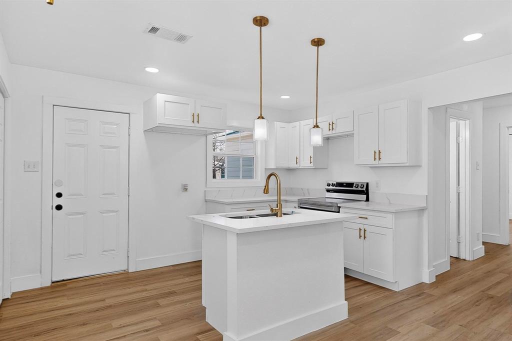 W R Toungate Rev - Residential