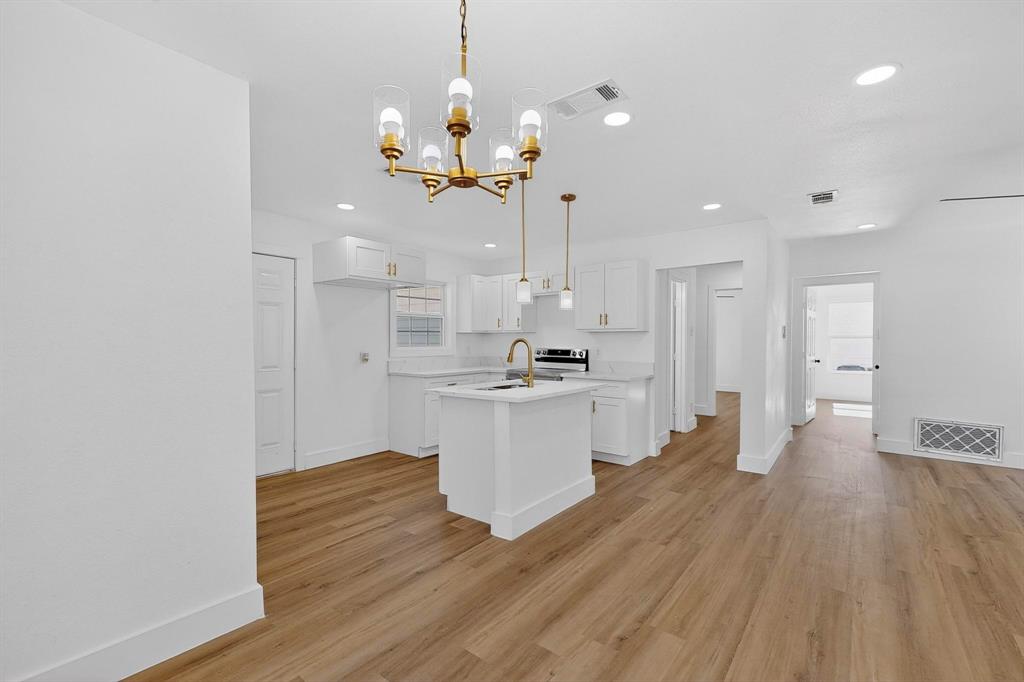 W R Toungate Rev - Residential