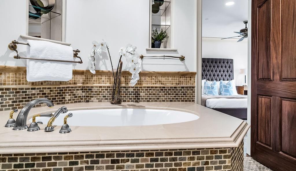 Mayfair Turtle Creek Condos - Residential