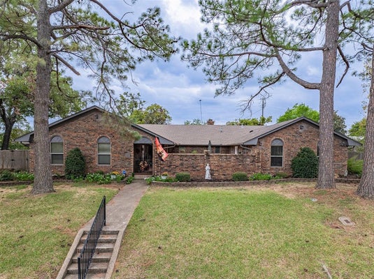 2702 TRACEY ST, DENISON, TX 75020 - Image dcd6e06af62f3c192a68ee63ebe5fcc4/1165149472