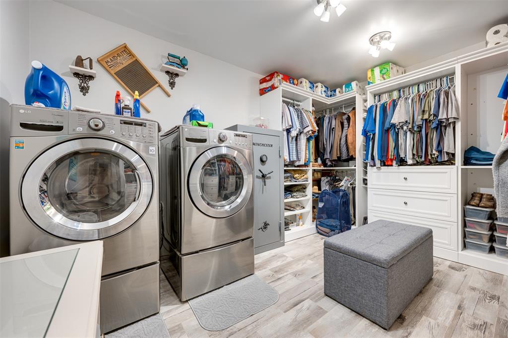 Thousand Pine Ranch Estate - Residential