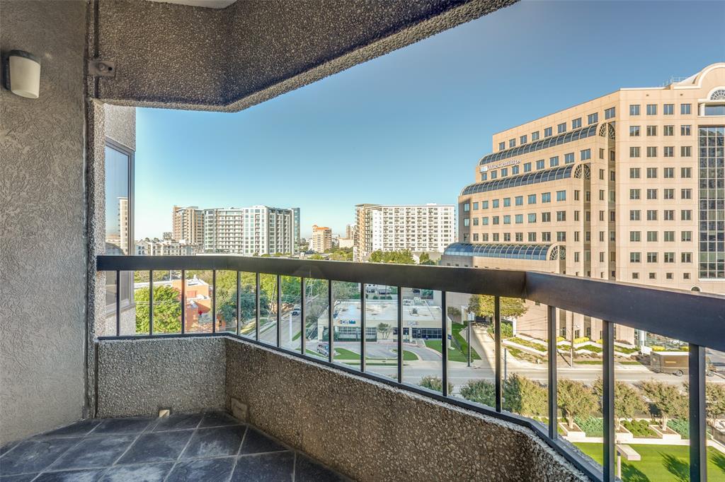 LaTour Condominiums - Residential Lease