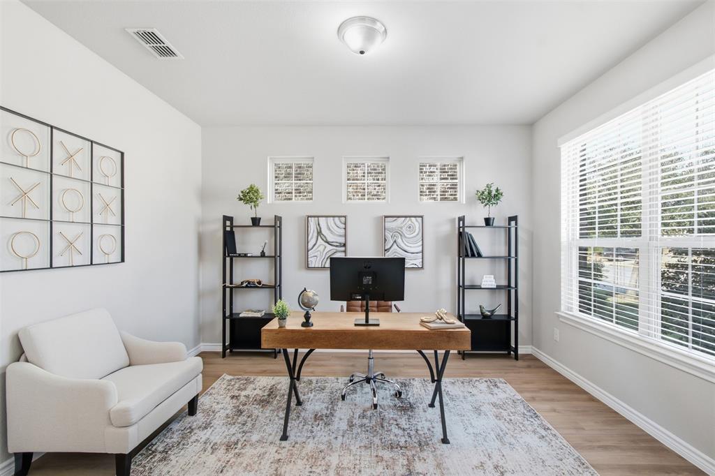 1112 Lake Cypress Lane
