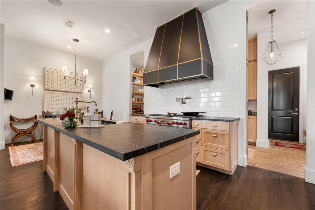 Edwards Ranch Riverhills Add - Residential