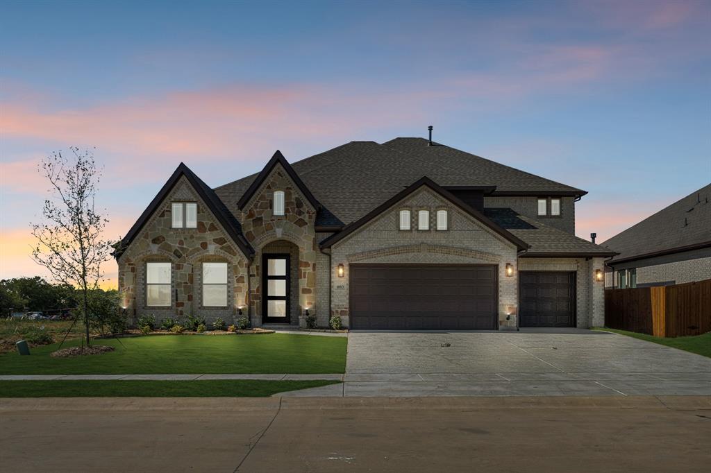 1003 Stonehaven Drive