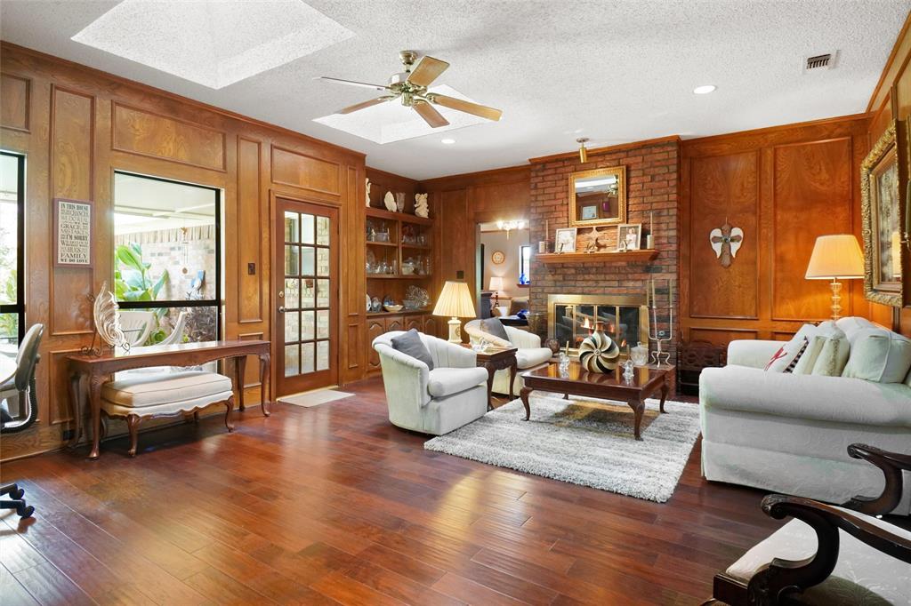 1610 Crooked Creek Drive