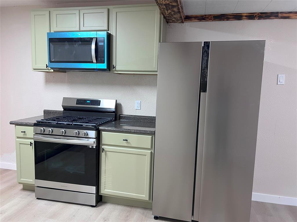 Shreveport, Louisiana 71108, United States, 3 Bedrooms Bedrooms, ,1 BathroomBathrooms,Residential,Active,204656