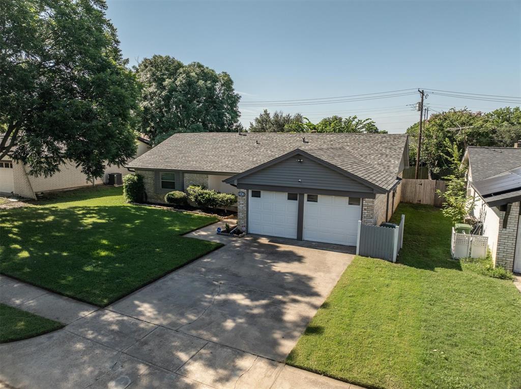 808 Ridge Drive