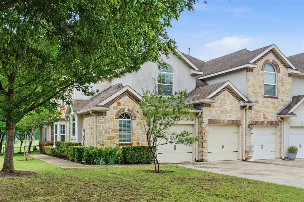 Linkside At Grapevine - Residential