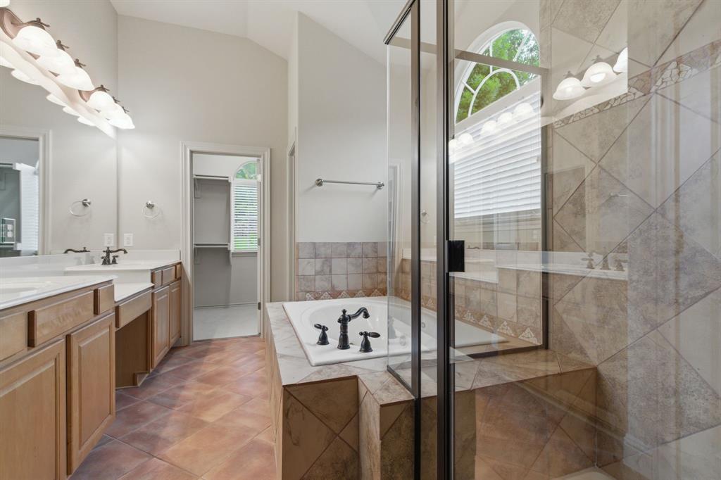 Linkside At Grapevine - Residential