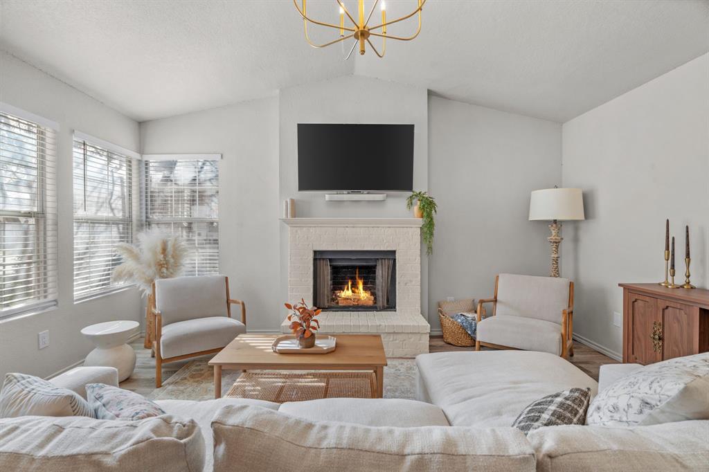 Huntington Village Add - Residential