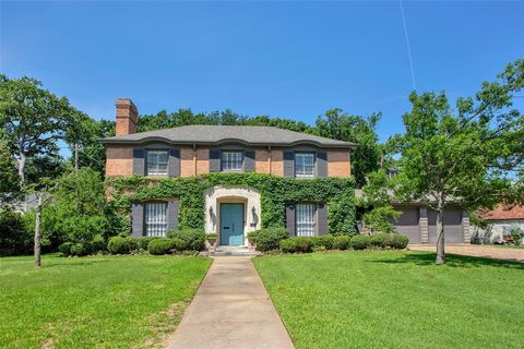 A home in Sherman