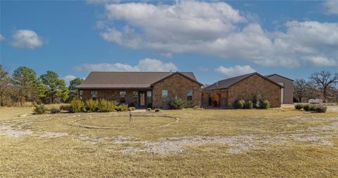 Photo of 1433 County Road 1180, Decatur, TX 76234 (MLS # 21170136)