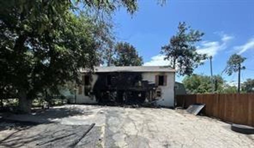 Lot sale. Structure burnt. Sellers will be removing structure.