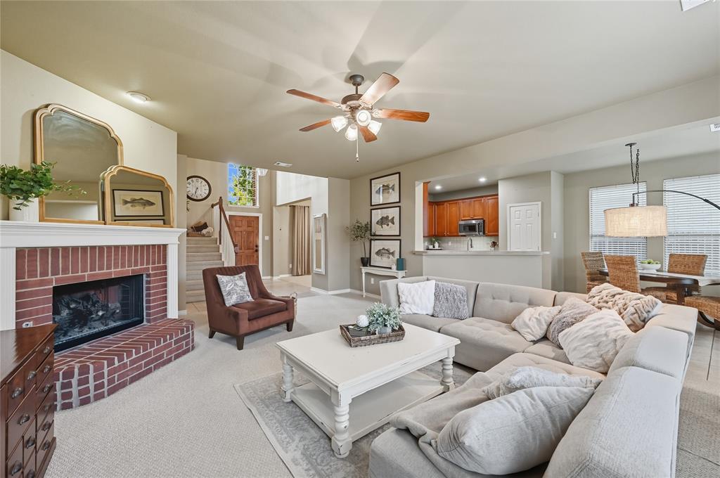 Fort Worth, Texas 76131, United States, 4 Bedrooms Bedrooms, ,3 BathroomsBathrooms,Residential,Pending,212618