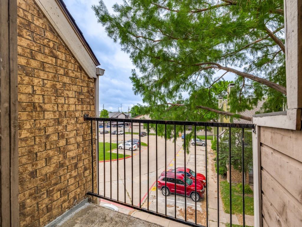 Richland Trace Condos - Residential