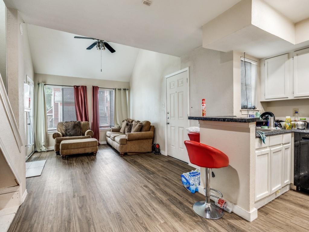 9809 Walnut Street 203
