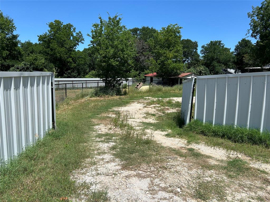 118 County Road 1811