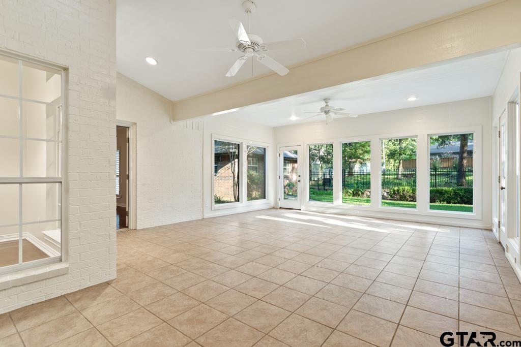 Hide A Way Lake - Residential