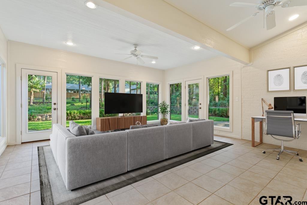 Hide A Way Lake - Residential