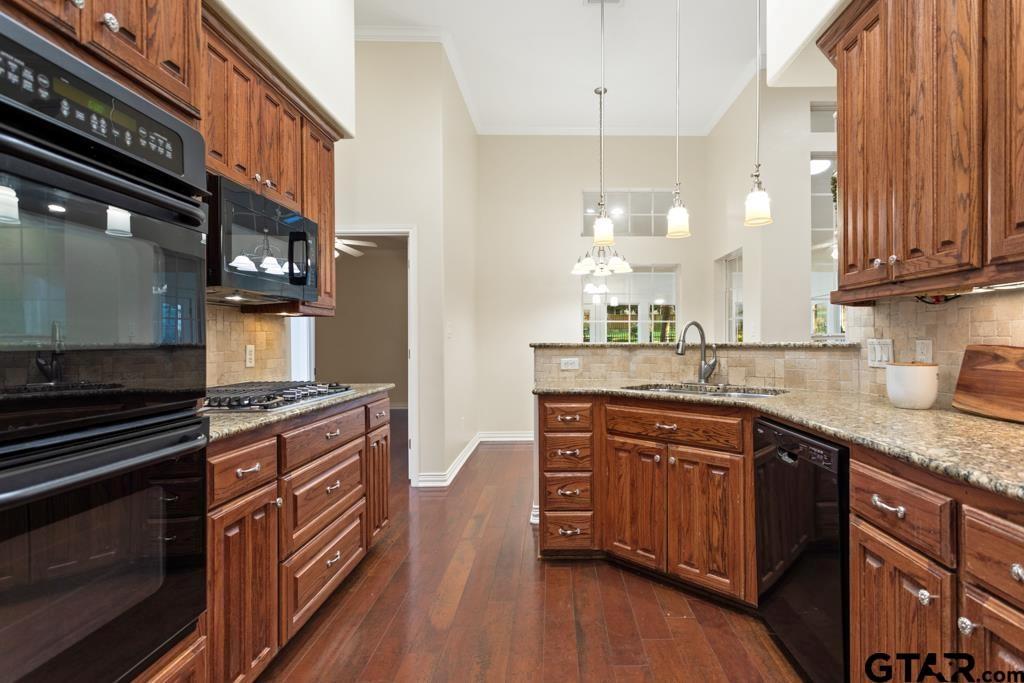 Hide A Way Lake - Residential