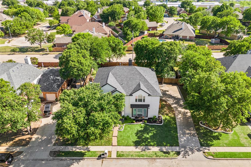 5712 English Oak Drive