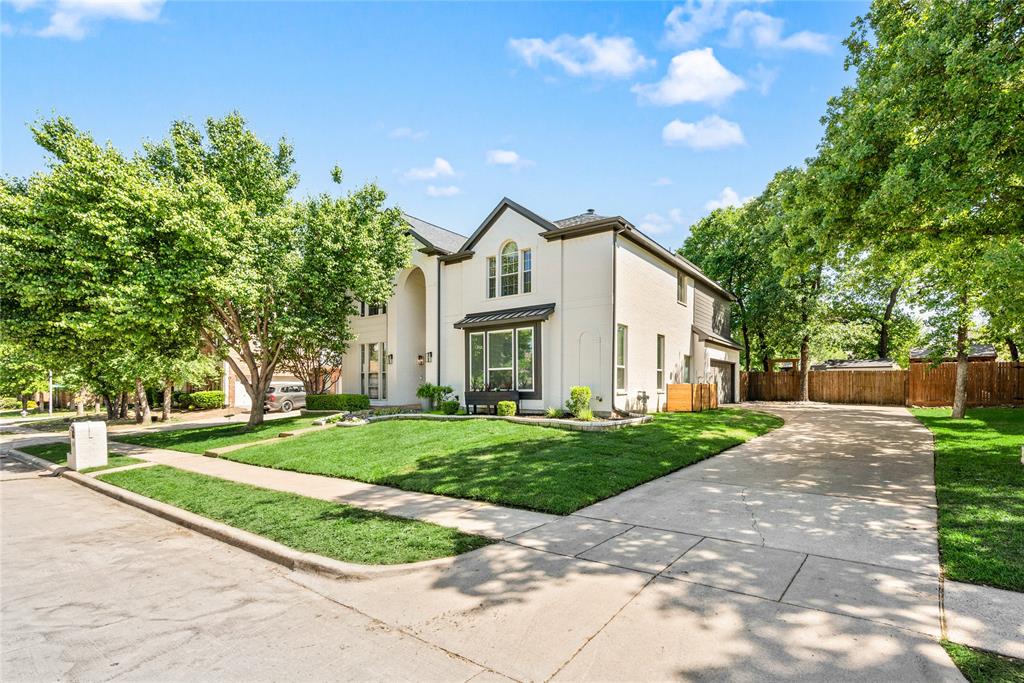 5712 English Oak Drive