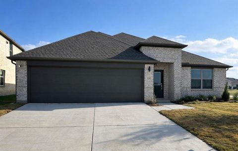 Photo of 2203 Windsong Path, Princeton, TX 75407 (MLS # 21179149)