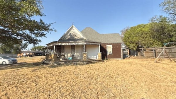 311 S WALTON ST, ROBY, TX 79543 - Image dcf96dd512d2174ef8dc4d8a982618a6/3809156067