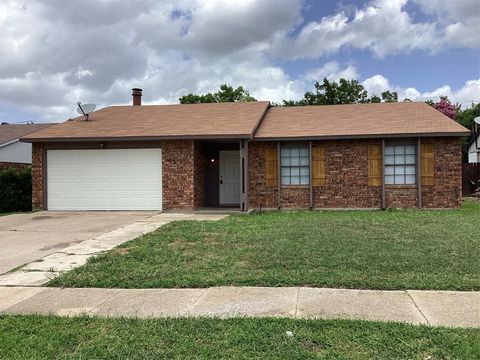 6905 Glendale Drive North Richland Hills TX 76182