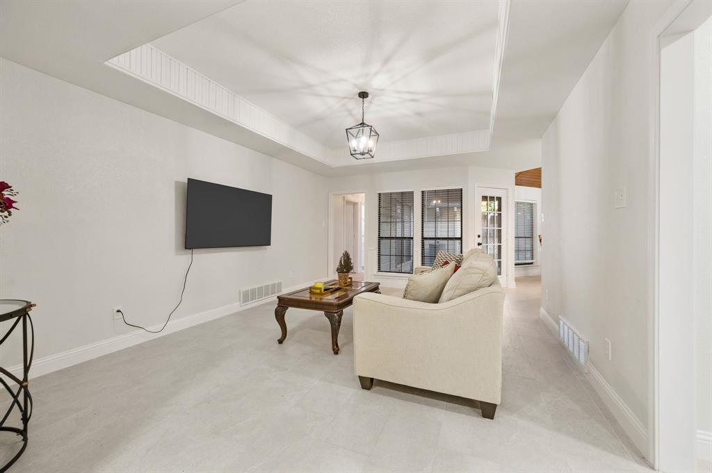 Woodbriar Estates West Add - Residential Lease