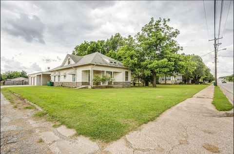 A home in Jacksboro