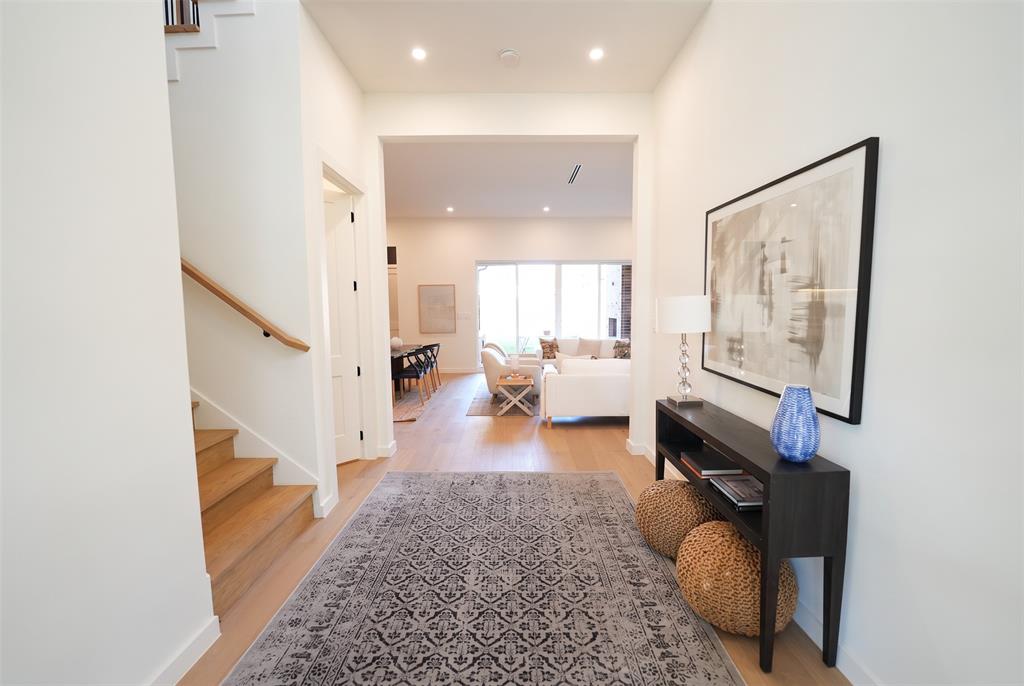 3507 Warick Drive